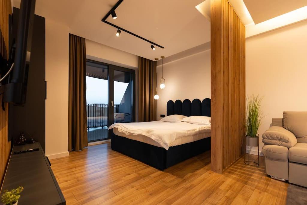 Nest Azure Cluj-Napoca